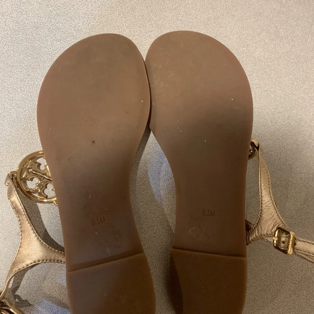 Tory Burch Gold  Embellished Thong Sandals sz 8.5 M